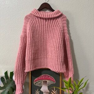 ✨4 for $15✨ H&M Pink Cowl Neck Sweater